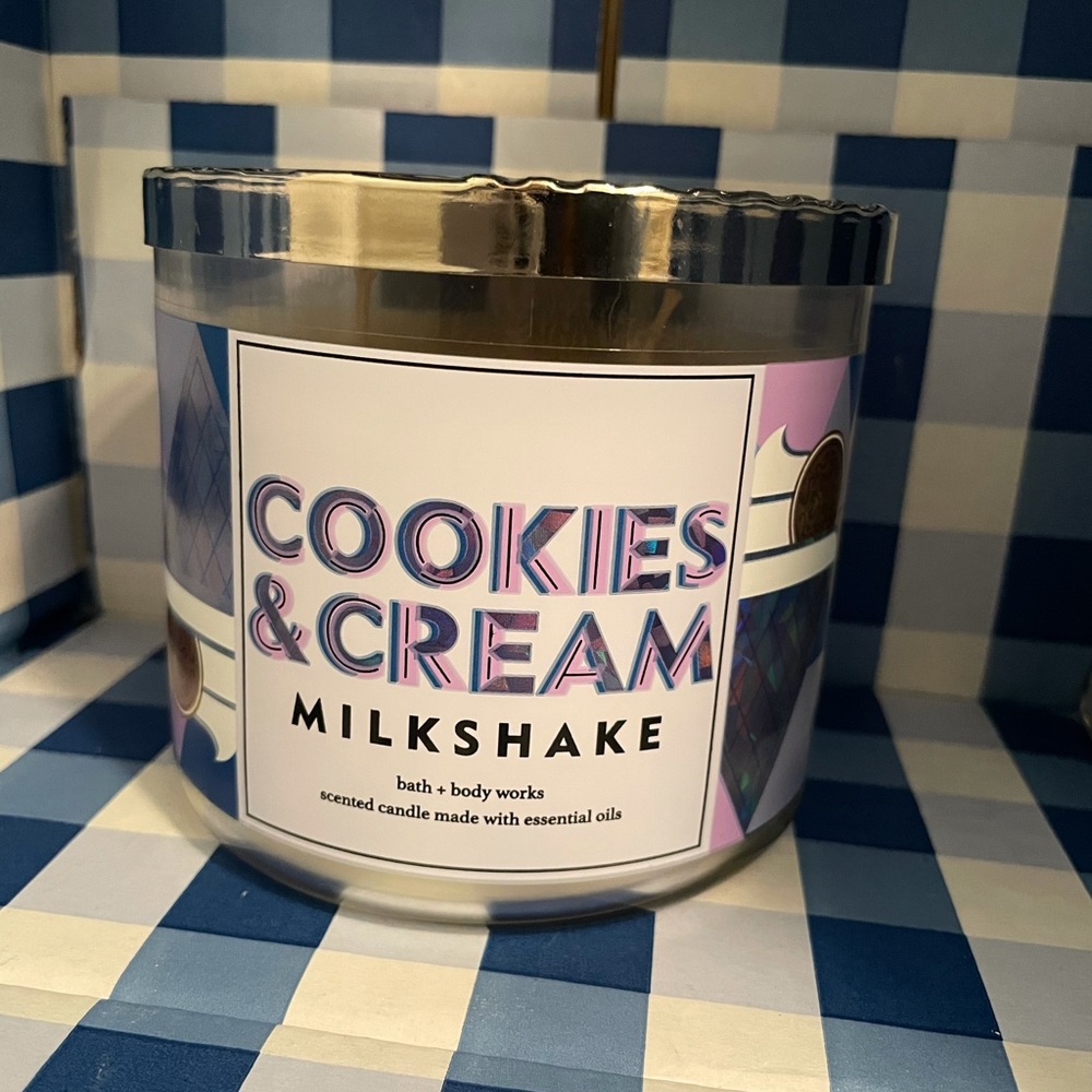 Cookies and cream bath and body works candle
